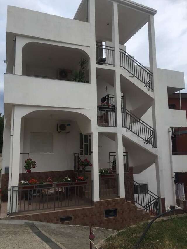 Апартаменты Guesthouse Marko Бечичи-28